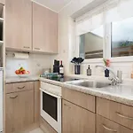 Helles, Chalet-stil Mit Allalinblick Appartement *