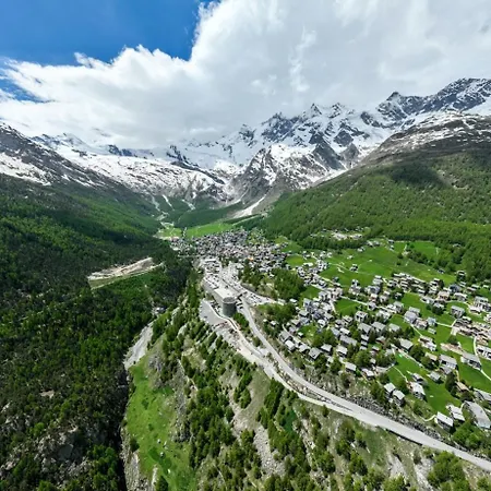 Apartment Helles, Chalet-stil Mit Allalinblick *