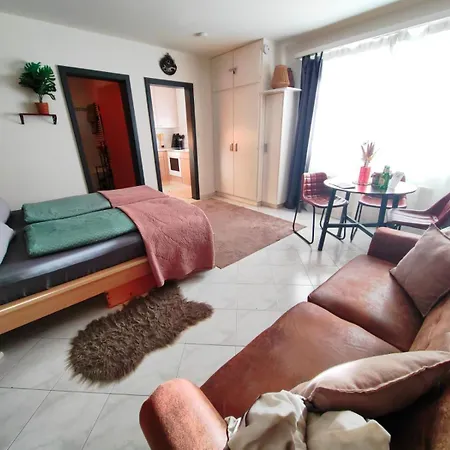 Helles, Chalet-stil Mit Allalinblick Appartement *