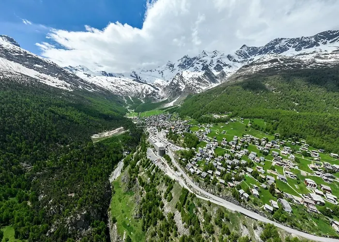 Appartement Helles, Chalet-stil Mit Allalinblick *